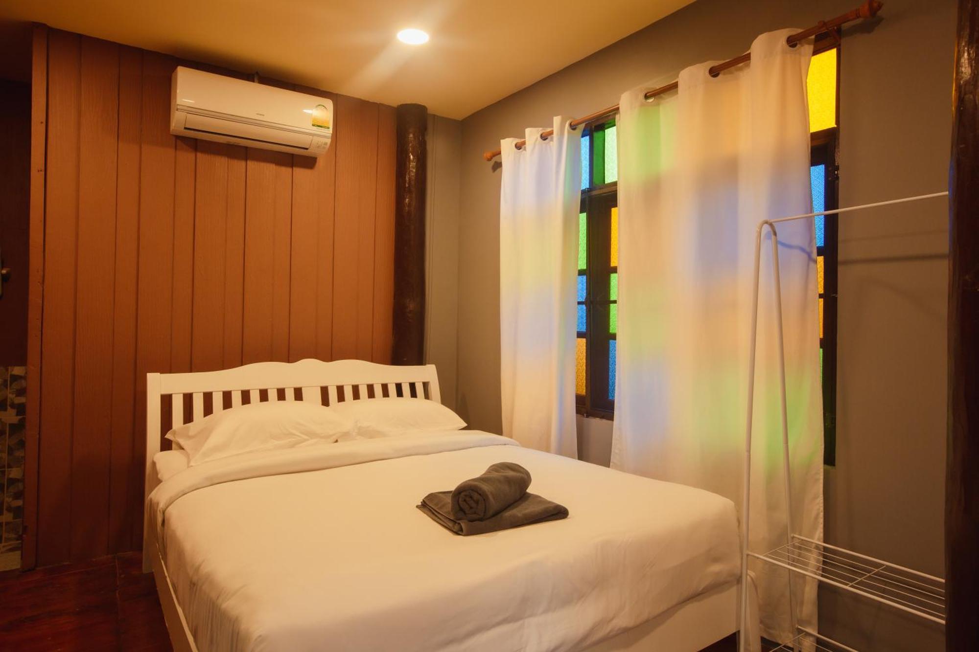 Agga Cnx Hostel Чиангмай Экстерьер фото