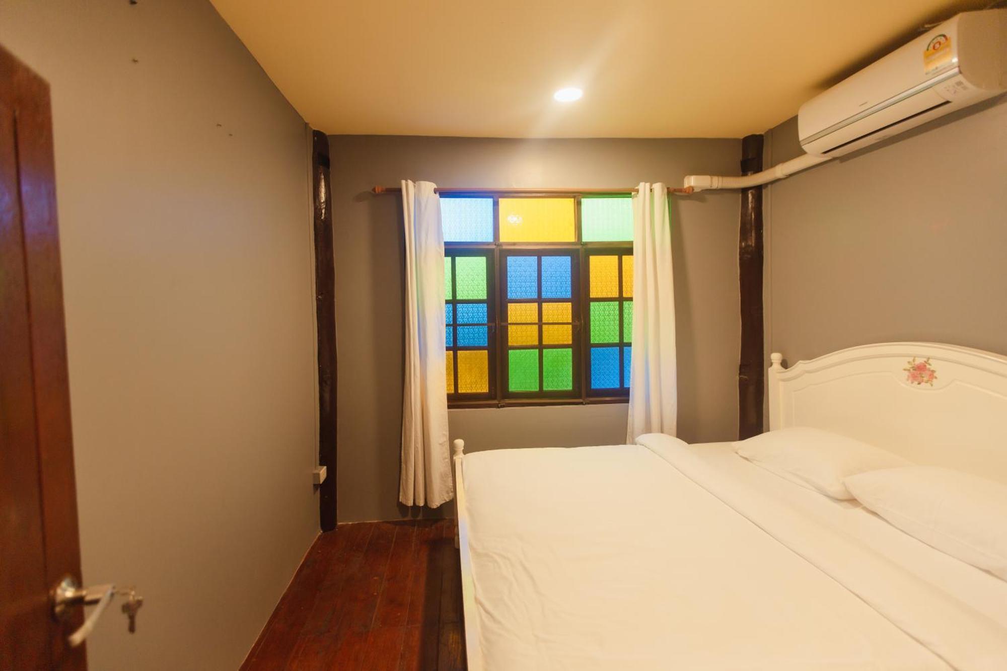 Agga Cnx Hostel Чиангмай Экстерьер фото