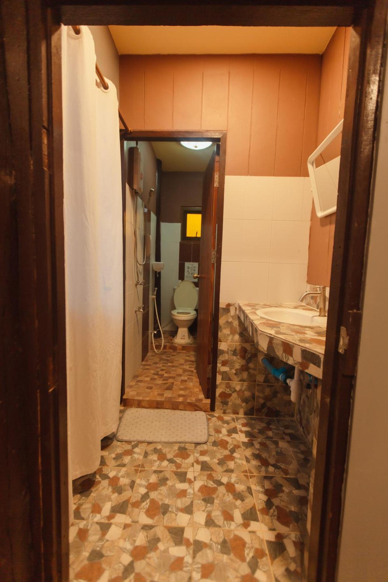 Agga Cnx Hostel Чиангмай Экстерьер фото