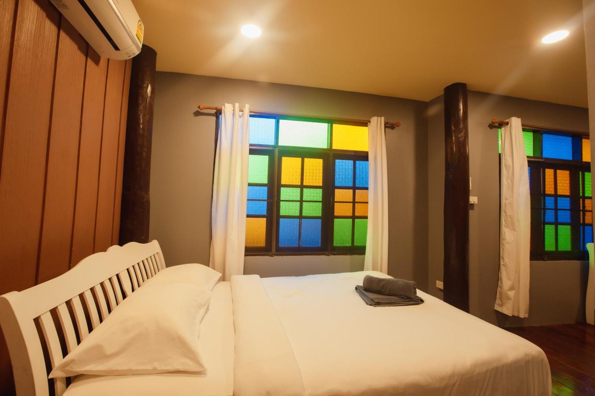 Agga Cnx Hostel Чиангмай Экстерьер фото