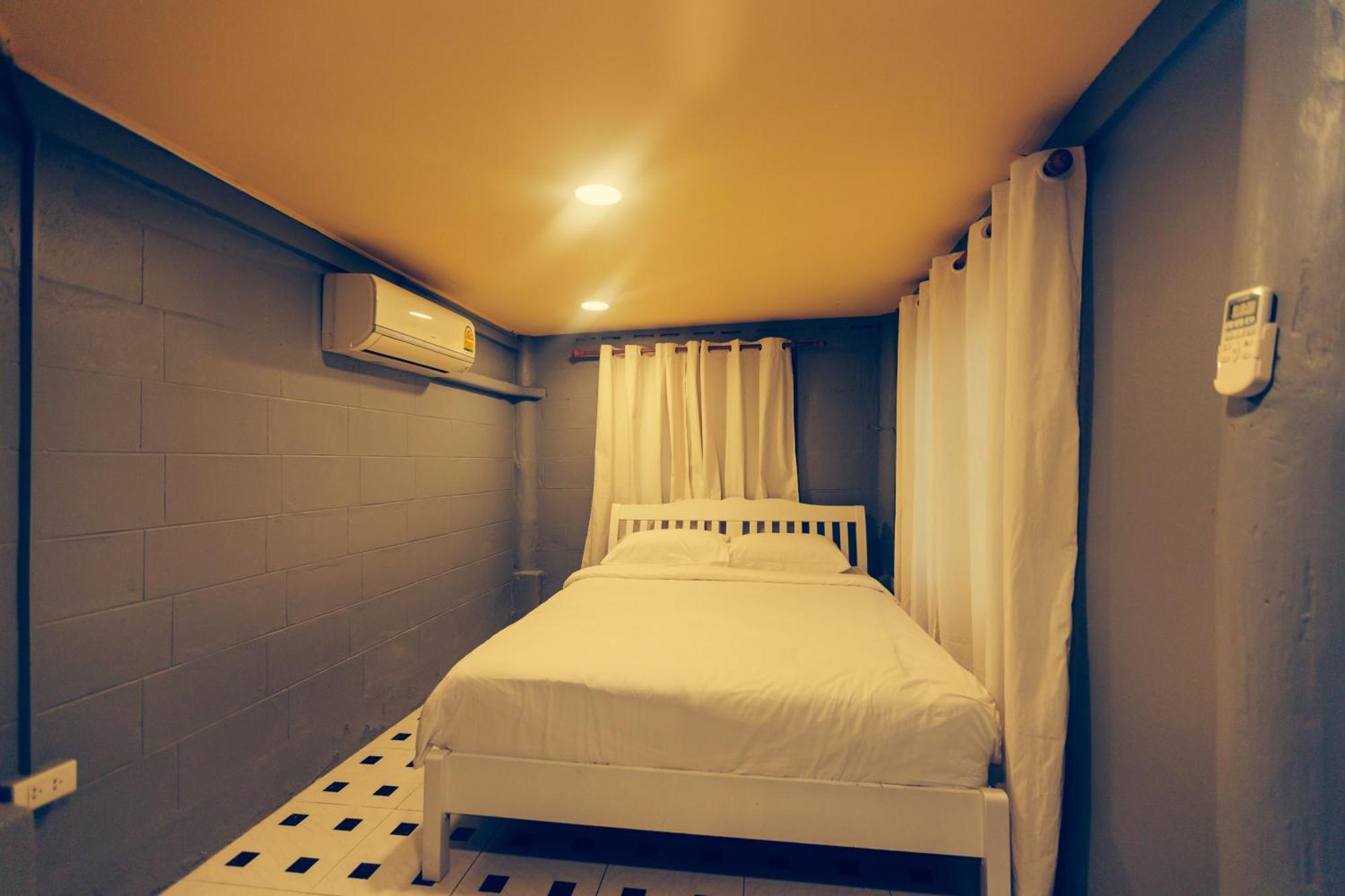 Agga Cnx Hostel Чиангмай Экстерьер фото
